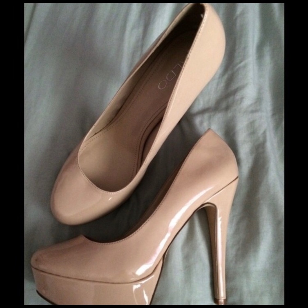 Aldo Nude Patent Heals